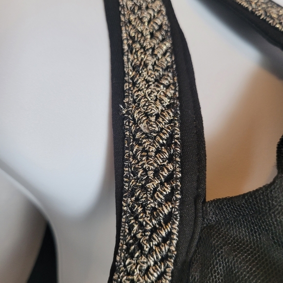 NWT Maurices Black Sleeveless Sheer Overlay Cutout Top Women's Size Medium - Picture 6 of 13